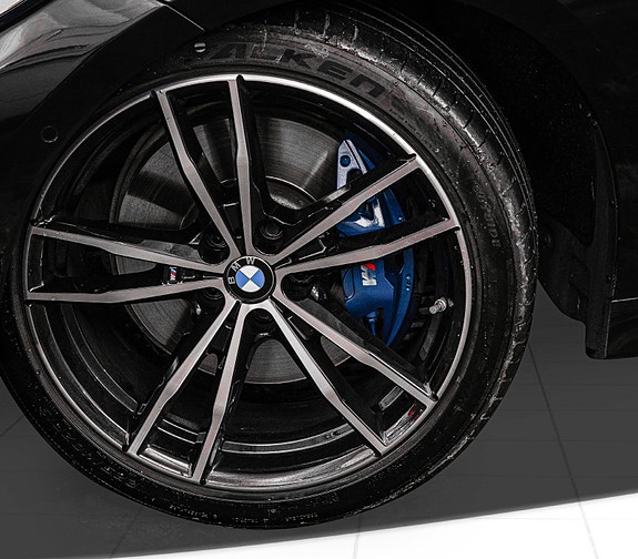 BMW 330d 9 of 30