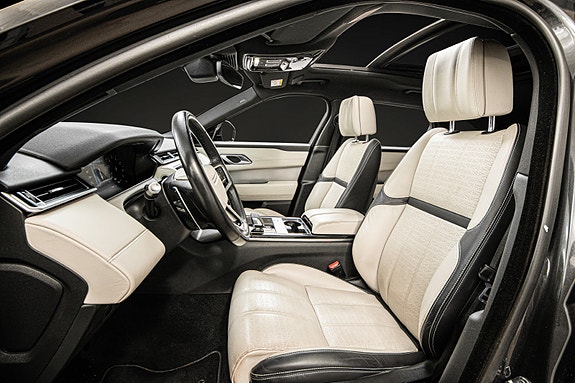 Land Rover Range Rover Velar 12 of 30