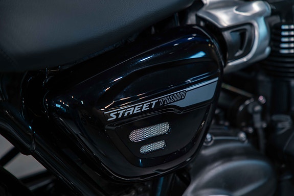 Triumph Street Twin 900 med sideveske og varmeholker **SERVICE / GARANTI** 8 of 17