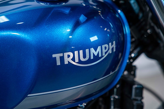 Triumph Street Twin 900 med sideveske og varmeholker **SERVICE / GARANTI** 13 of 17
