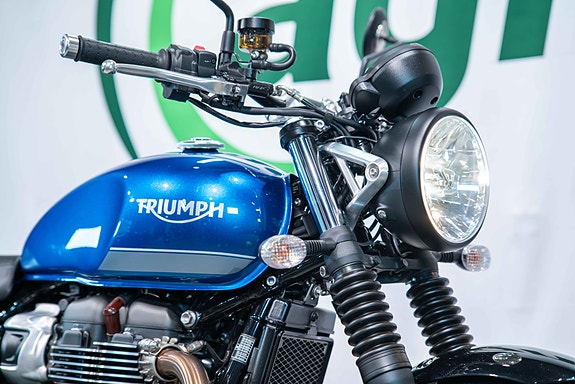 Triumph Street Twin 900 med sideveske og varmeholker **SERVICE / GARANTI** 4 of 17
