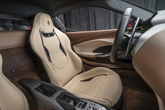 Ferrari 296 GTB 30 of 30