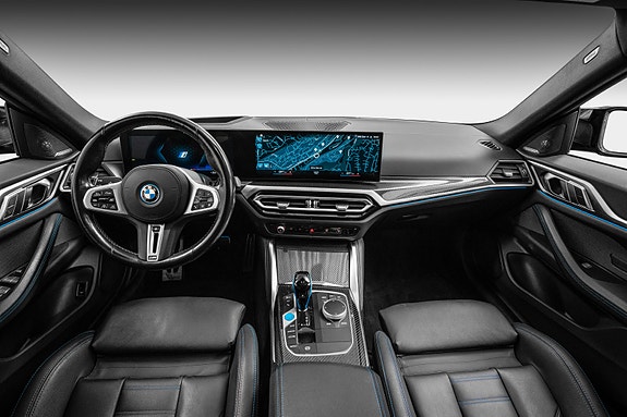BMW i4 25 of 30