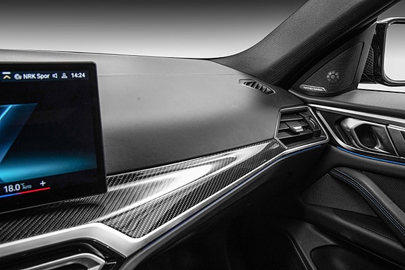 BMW i4 27 of 30