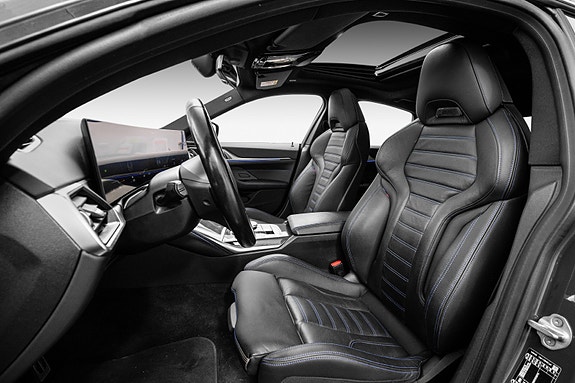 BMW i4 13 of 30