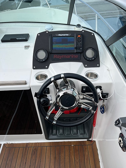 Nordkapp Avant 620, Evinrude e-tec 150 7 of 8
