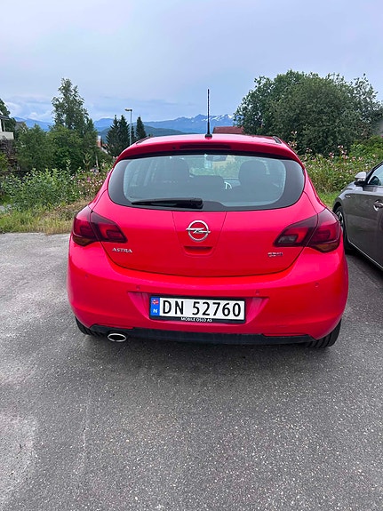 Opel Astra 3 of 5