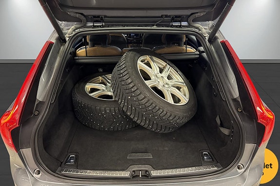 Volvo V90 Cross Country 5 of 5