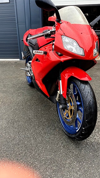 Aprilia Rs 125 3 of 9