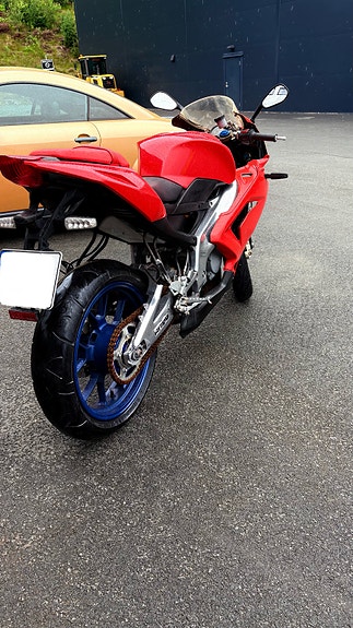 Aprilia Rs 125 2 of 9