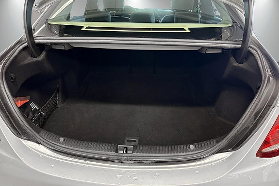 Mercedes-Benz C180 5 of 5