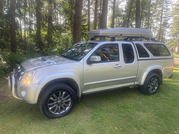 Isuzu D-max 2 of 5