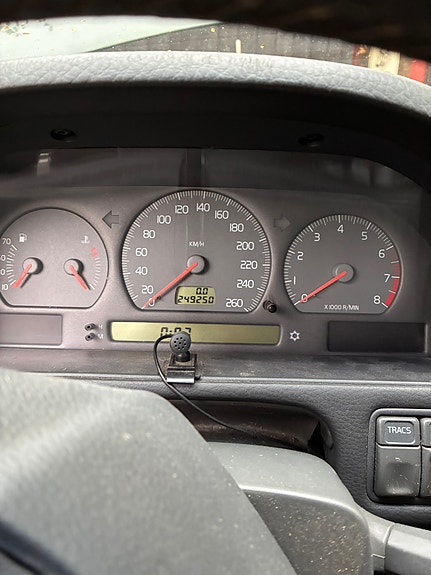 Volvo V70 9 of 13