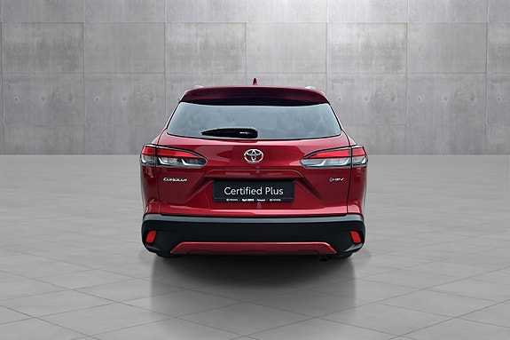 Toyota Corolla Cross 4 of 5