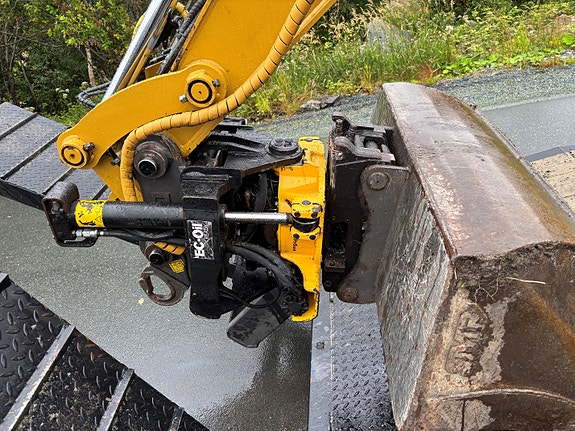 Cat 307E2 7 of 17