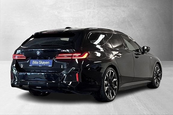 BMW i5 2 of 16