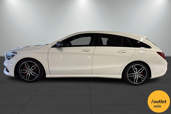 Mercedes-Benz CLA180 2 of 5