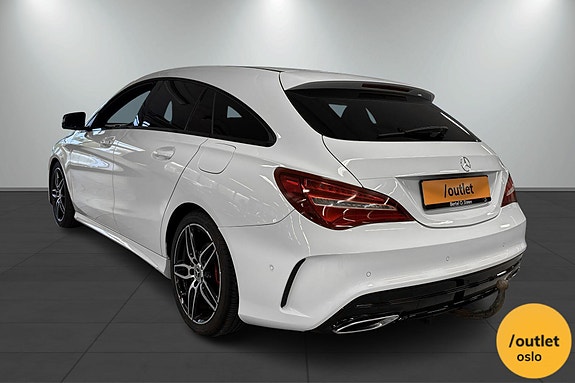 Mercedes-Benz CLA180 3 of 5