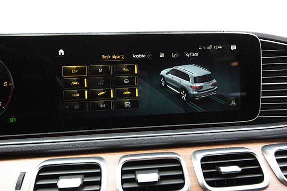 Mercedes-Benz GLS400 d 29 of 30
