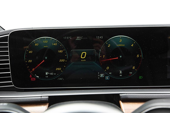 Mercedes-Benz GLS400 d 19 of 30