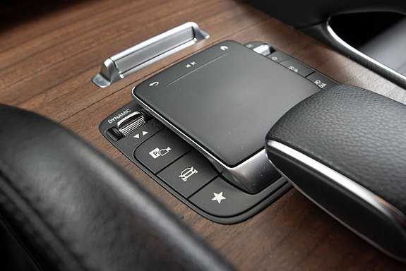 Mercedes-Benz GLS400 d 15 of 30