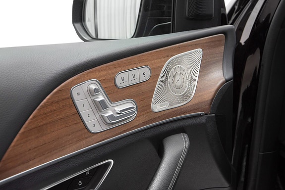 Mercedes-Benz GLS400 d 13 of 30