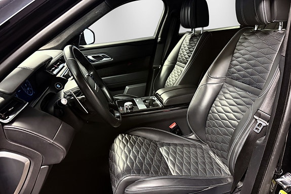 Land Rover Range Rover Velar 13 of 30