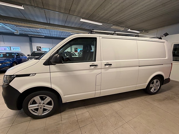 Volkswagen Transporter 16 of 28