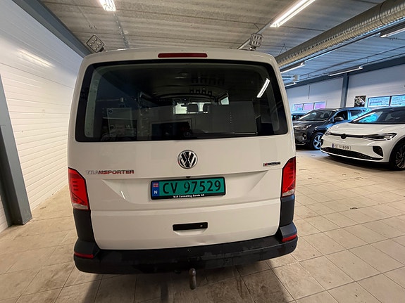 Volkswagen Transporter 8 of 28