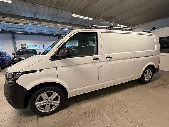Volkswagen Transporter 13 of 28