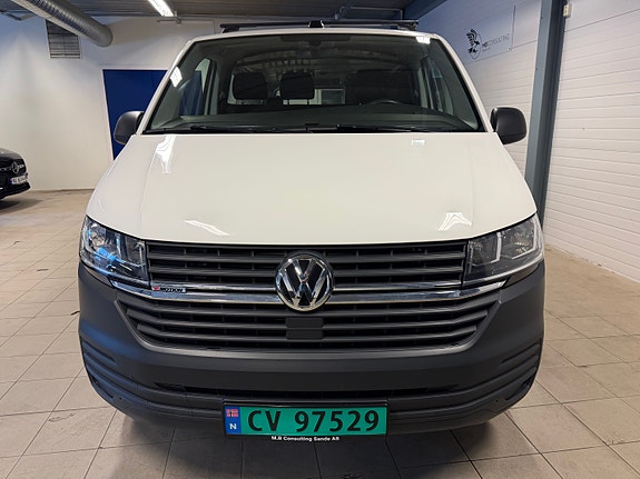 Volkswagen Transporter 2 of 28