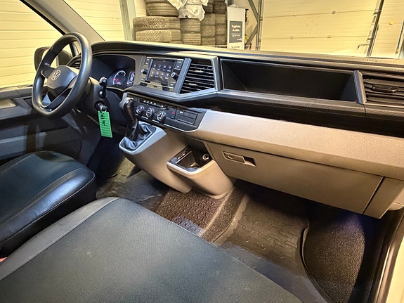 Volkswagen Transporter 21 of 28