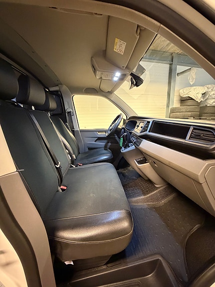 Volkswagen Transporter 20 of 28