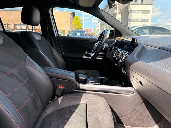Mercedes-Benz EQA250 16 of 29