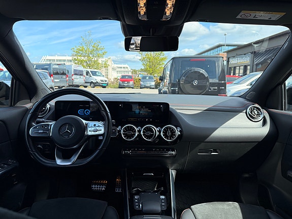 Mercedes-Benz EQA250 15 of 29