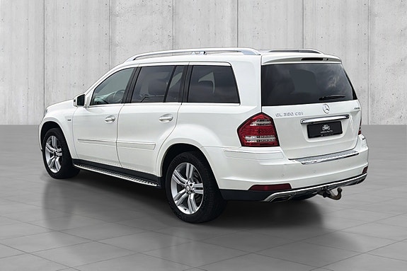 Mercedes-Benz GL350 4 of 20