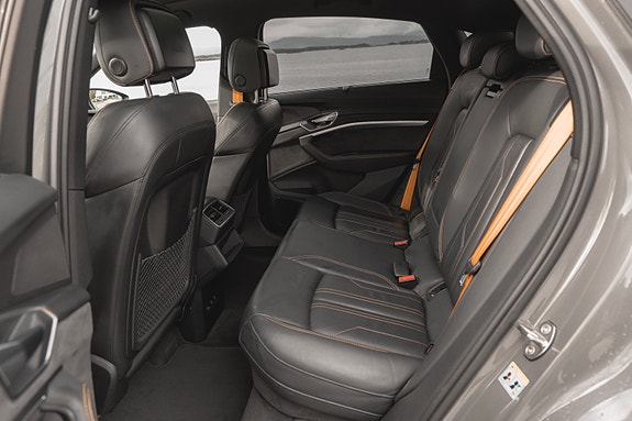 Audi e-tron Sportback 10 of 24