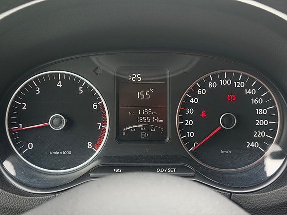 Volkswagen Polo Cross 15 of 24
