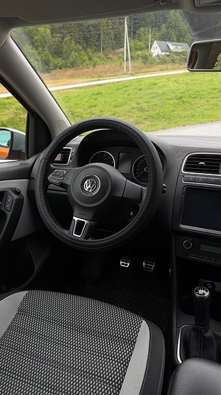 Volkswagen Polo Cross 9 of 24