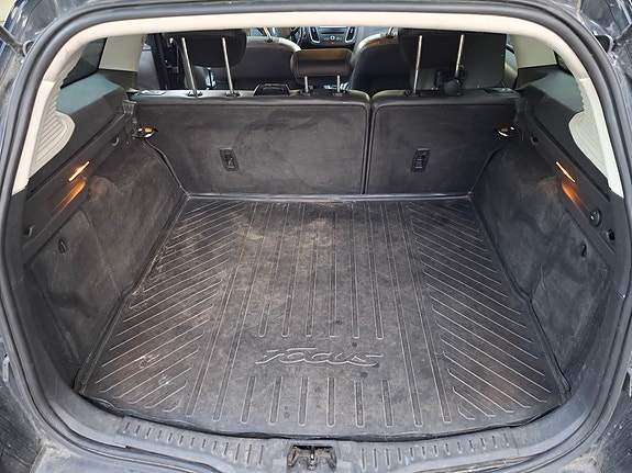 Ford Focus 9 of 9