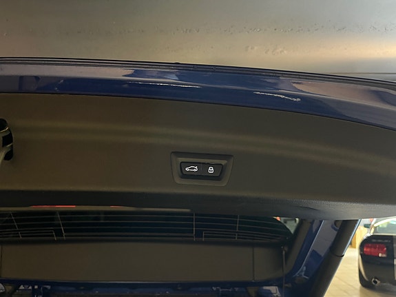 BMW iX1 13 of 30