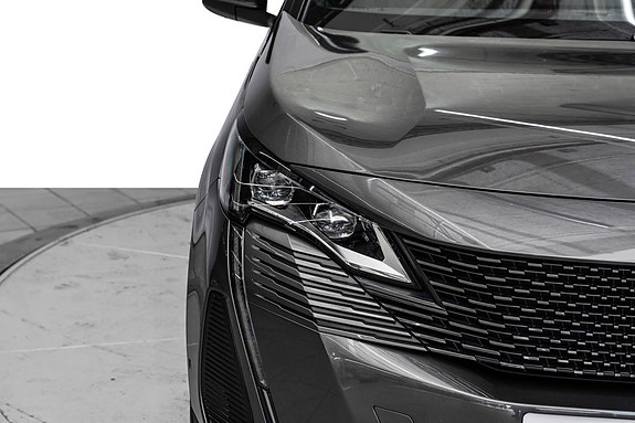 Peugeot 3008 4 of 5