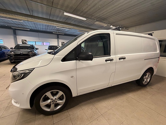 Mercedes-Benz Vito 119 13 of 25