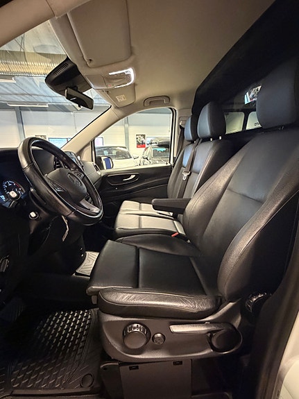 Mercedes-Benz Vito 119 15 of 25