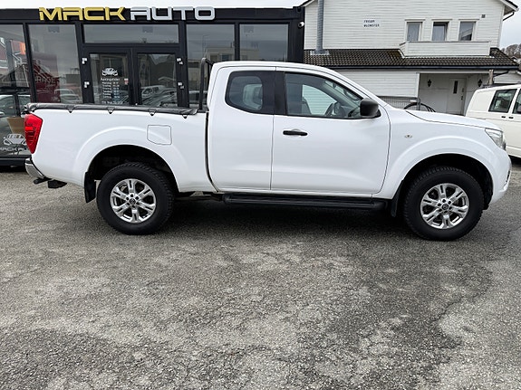 Nissan Navara 4 of 16