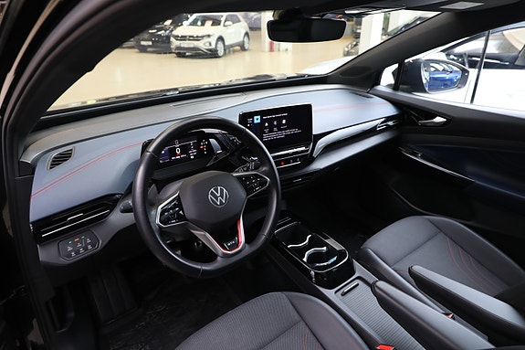 Volkswagen ID.4 GTX 21 of 30
