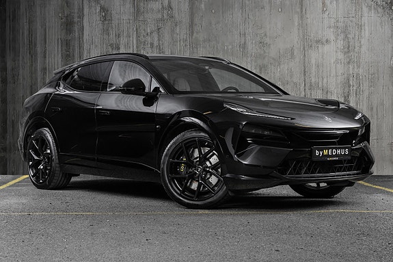 Lotus Eletre 2 of 5