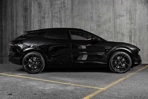 Lotus Eletre 9 of 30