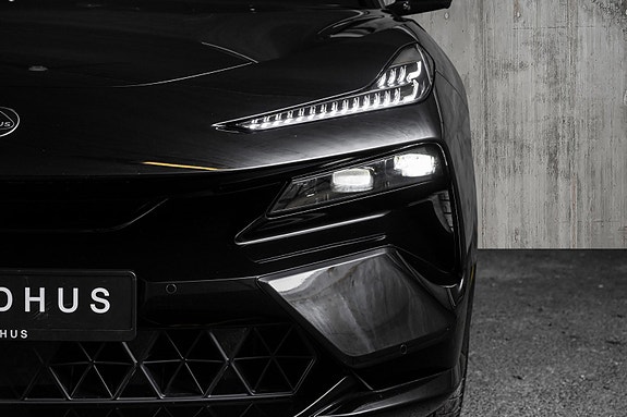 Lotus Eletre 6 of 30