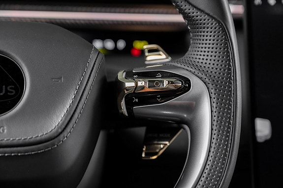 Lotus Eletre 29 of 30
